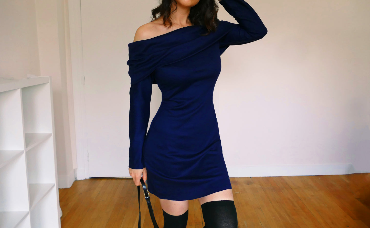 Patron PDF robe pull moulante avec décolleté bardot, épaules dénudées