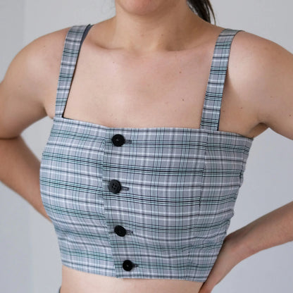 Patron gratuit PDF crop top avec boutonnière 