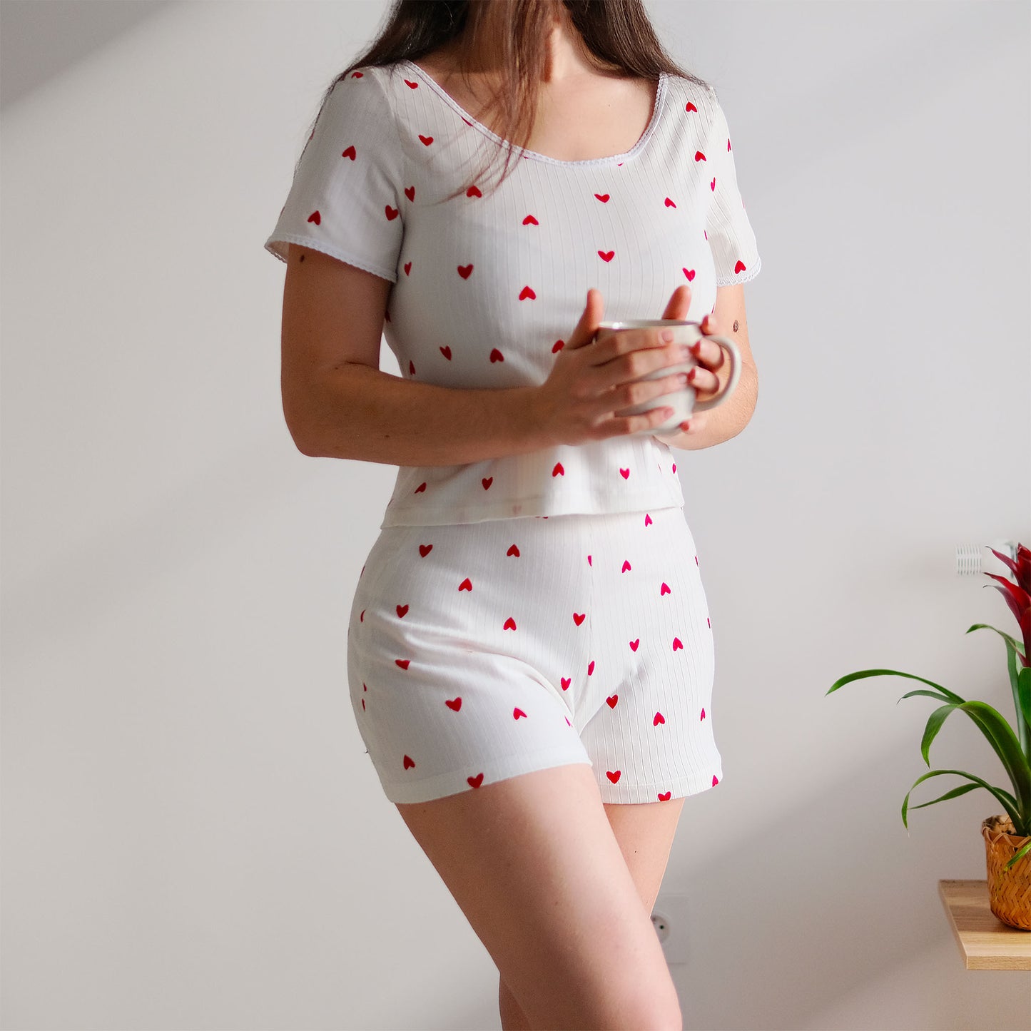 Patron pyjama haut à dentelle, manche courte et mini short